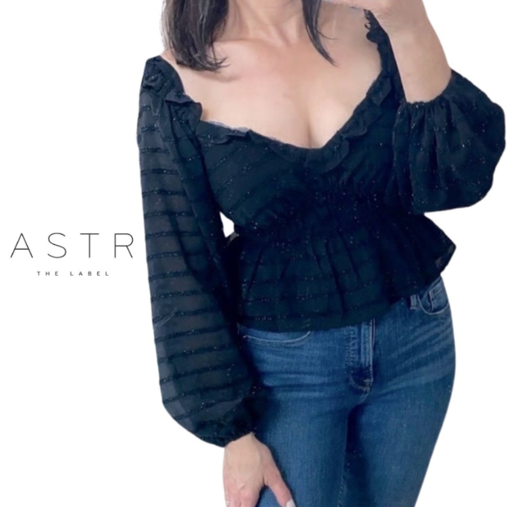 ASTR The Label Black Glitter Puff Sleeve Top - Size Small